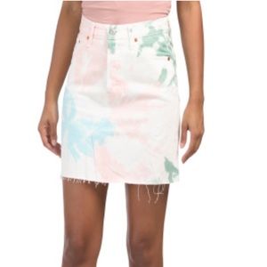 NEW Levi’s Women’s Jean Skirt